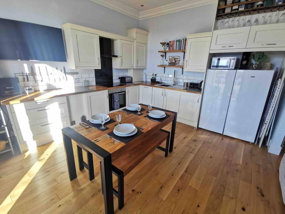 Number 7 Torquay Stunning Sea Views Daire Dış mekan fotoğraf