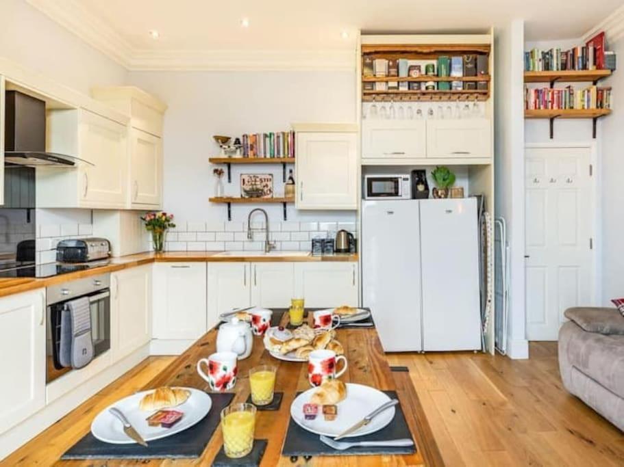 Number 7 Torquay Stunning Sea Views Daire Dış mekan fotoğraf